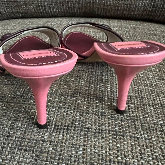 Women's Retro Vintage Pink Coach Heels, Size 8.5 - Picture 2 of 8